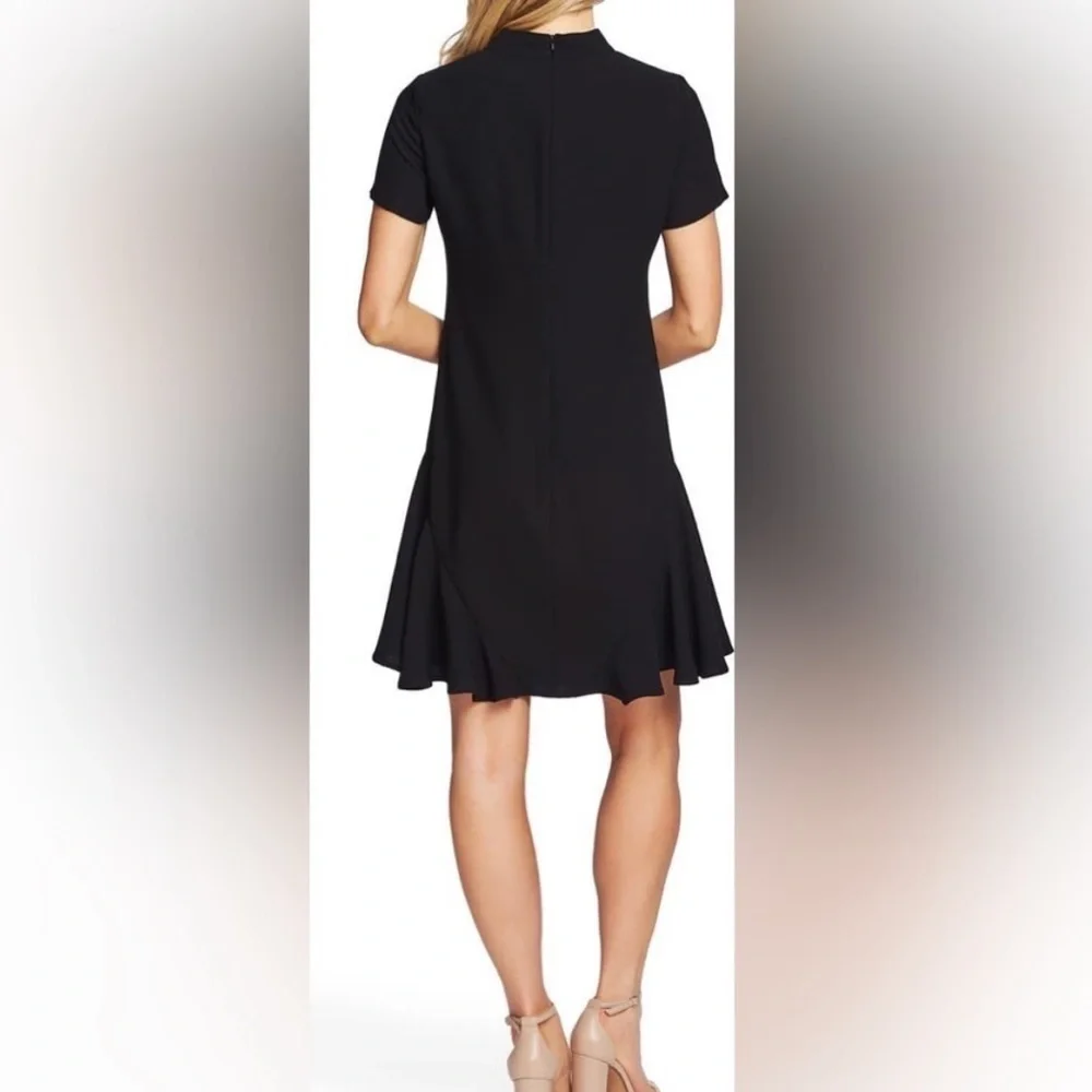 Bow Neck Short Sleeve Dress
CeCe Classic Black 4 - Picture 3 of 3